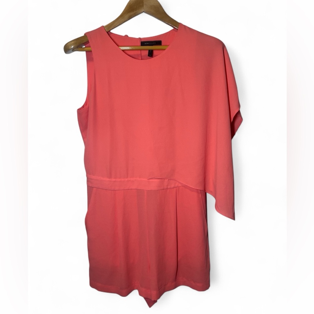 BCBG Maxazria Ambrose Capelet Shift One Shoulder Coral Assymetrical Romper 6‎